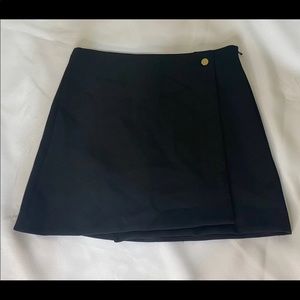 Black skirt size 4